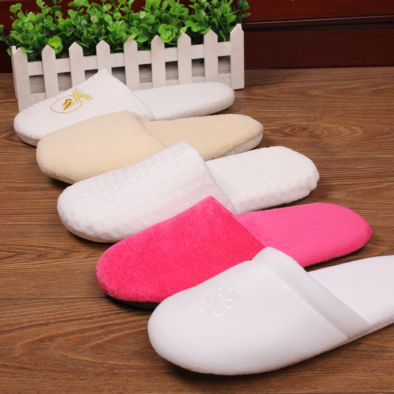 Non-disposable spongy cloth non-slip slippers