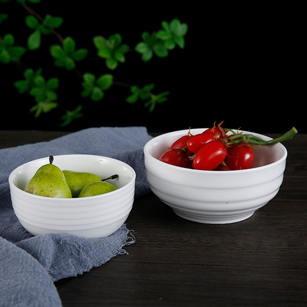 Fine grain white porcelain bowl